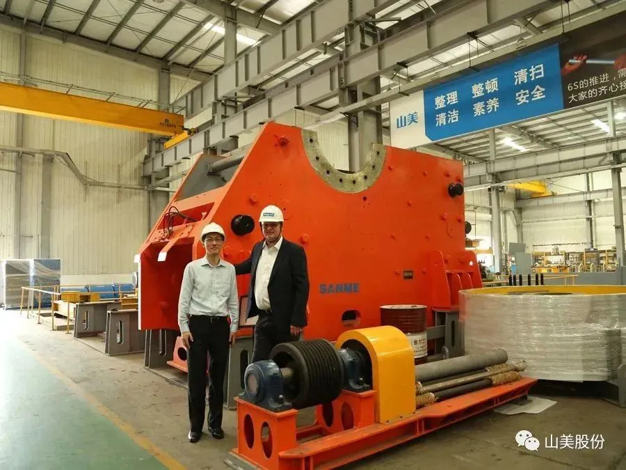 JC771大型歐版顎式破碎機優勢特點